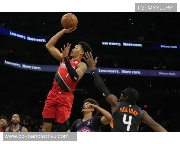 开拓者赛季首胜展现快速强硬流畅的进攻风格全解析 开拓者赛季首胜展现快速强硬流畅的进攻风格全解析