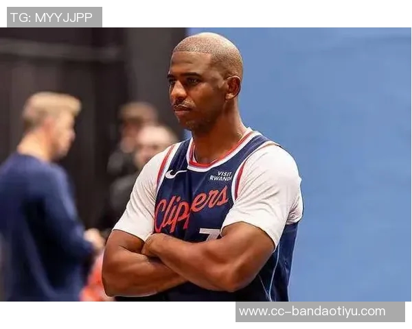 连续三场未上场卢指导谈保罗出场安排表示他早有预期并得到理解 连续三场未上场卢指导谈保罗出场安排表示他早有预期并得到理解