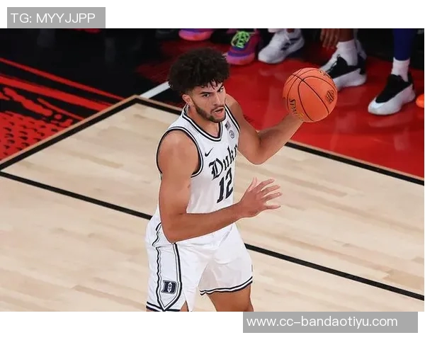 卡梅隆布泽尔与迪班萨争夺NCAA得分王宝座精彩对决即将上演